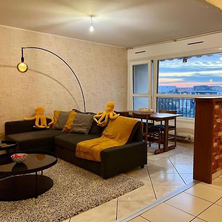 Comfy, Cosy, And Spacious Apartment Near Paris Bezons Buitenkant foto