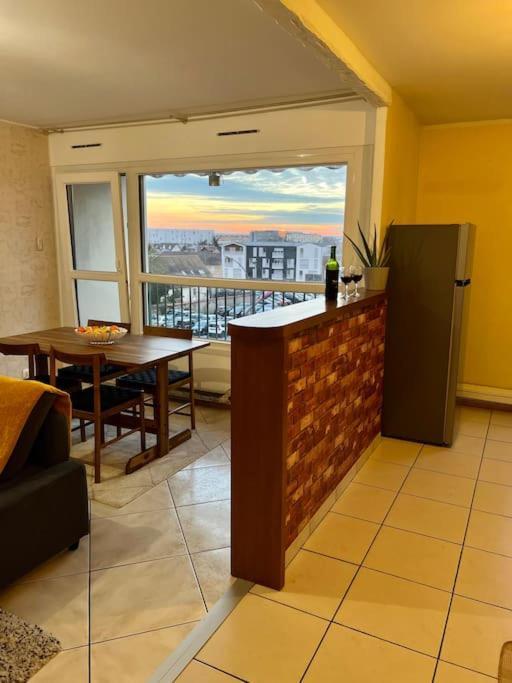 Comfy, Cosy, And Spacious Apartment Near Paris Bezons Buitenkant foto