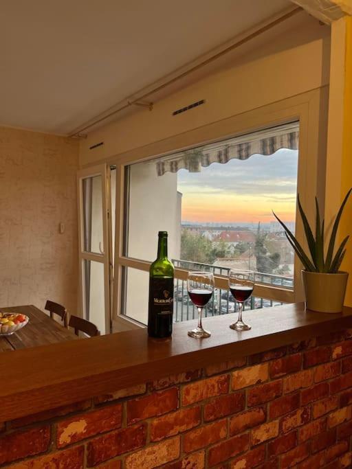 Comfy, Cosy, And Spacious Apartment Near Paris Bezons Buitenkant foto