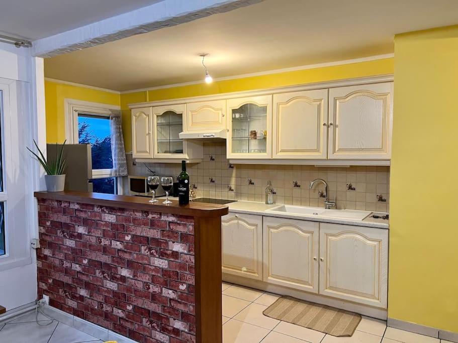 Comfy, Cosy, And Spacious Apartment Near Paris Bezons Buitenkant foto